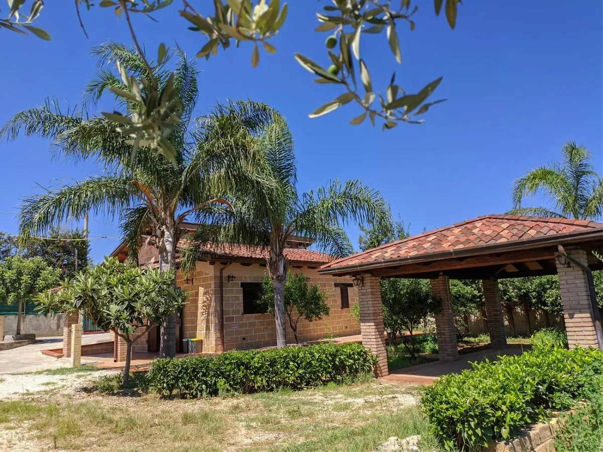 Villa Rosetta Con Piscina Partinico