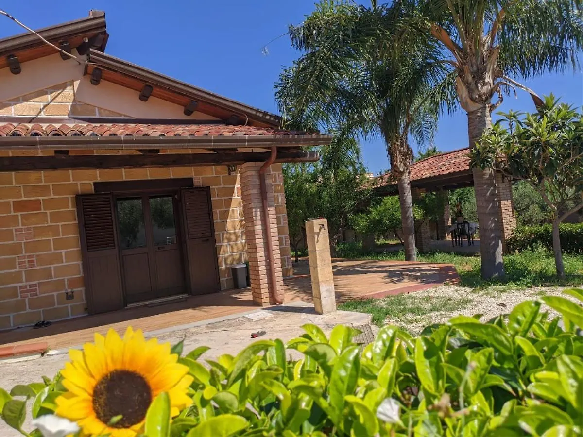 Villa Rosetta Con Piscina Partinico